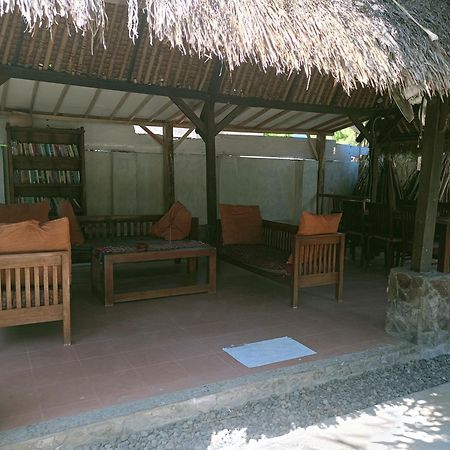 Отель Gili Hideaway Гили Траванган Экстерьер фото