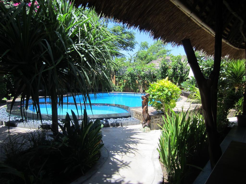 Отель Gili Hideaway Гили Траванган Экстерьер фото